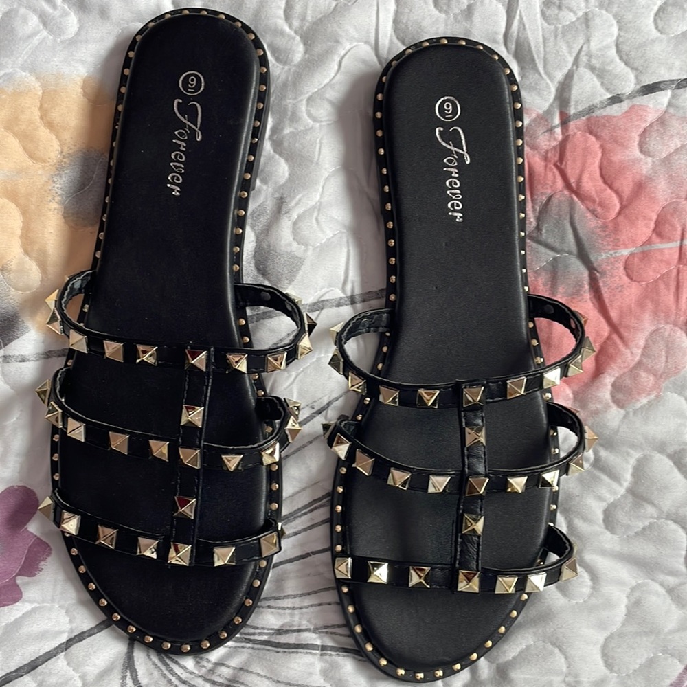 Brand new Sandals